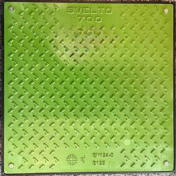 SVELTO PLUS KM=690X690 VO=600X600 B125 44MM GROEN RAL6010